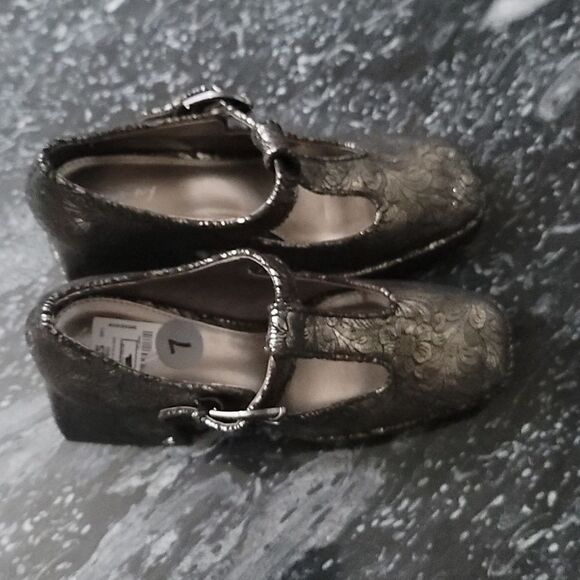 BRAND NEW CIRCUS NY by SAM EDELMAN KAY WOMEN'S PEWTER FLORAL PUMP - Picture 4 of 15